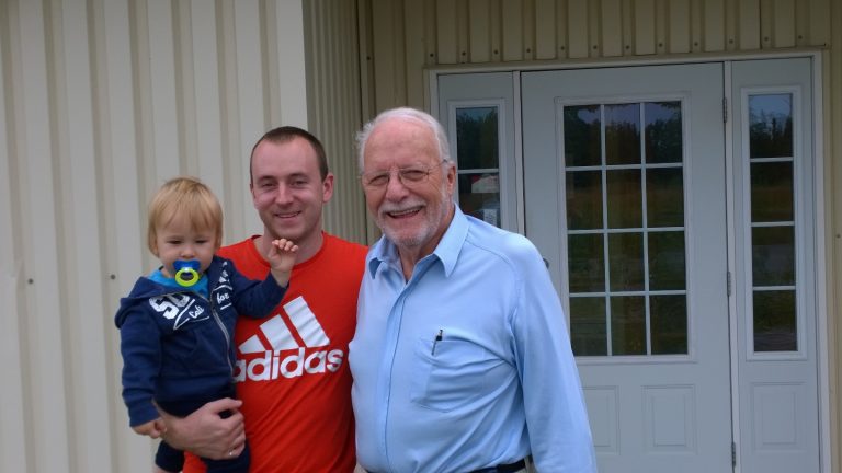 From left to right: Elijah, Hendrik Haueisen and Balthasar Huesler